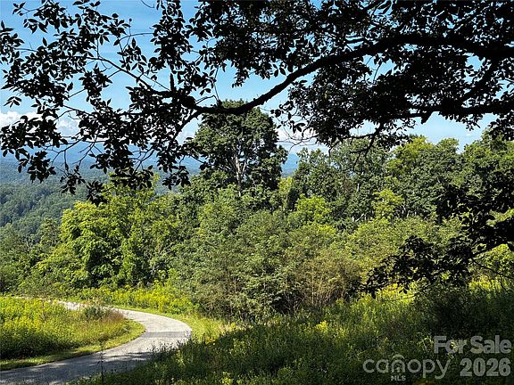 3rd image of 9 Sunset Mountain Rd