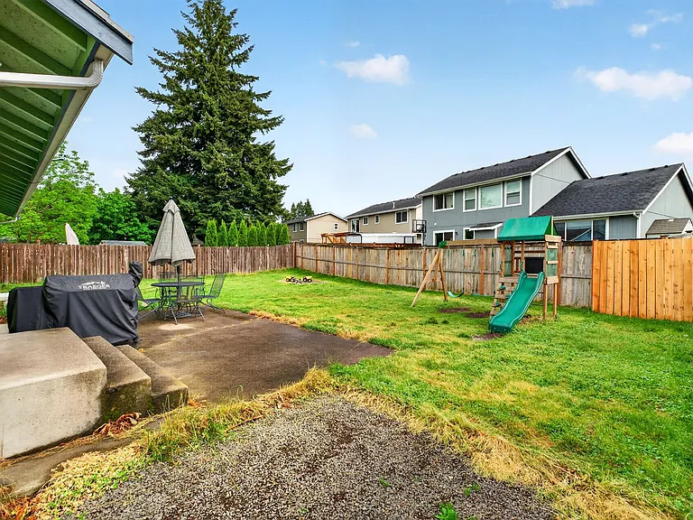 15619 Parkview Dr SE — Photo 12