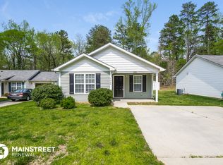 3224 Washington Pl, Charlotte, NC 28269