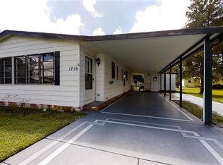 1716 Lauren Ln, Lady Lake, FL 32159