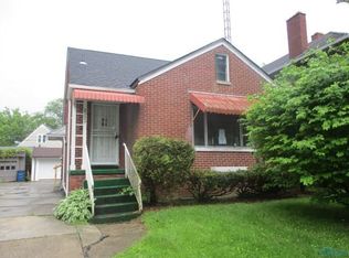 2122 Wyndhurst Rd, Toledo, OH 43607