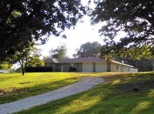 493 School St, Goodman, MO 64843