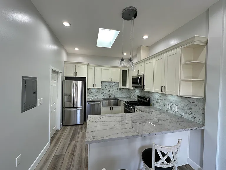 2114 Derby Ave #B — Photo 16