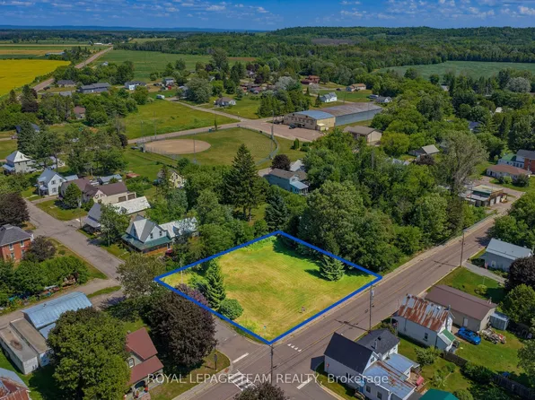 0 Westmeath Rd, Whitewater Region, ON K0J 2L0
