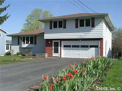 1st image of 112 Sunridge Ave
