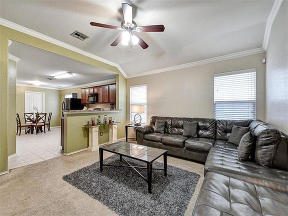 3rd image of 12205 Prairie Glen Ct