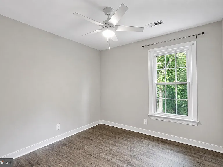 24 Bertram Blvd — Photo 22