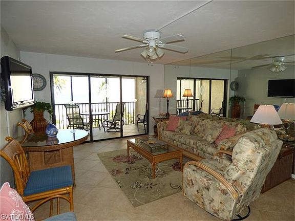 2nd image of 25820 Hickory Blvd APT 302