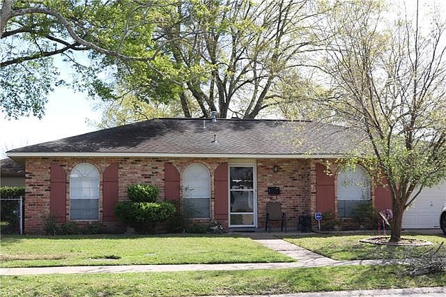 1st image of 1604 Carrollwood Dr