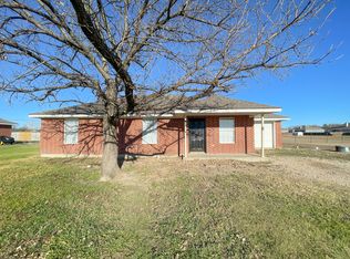175 Spring Water Ln, China Spring, TX 76633