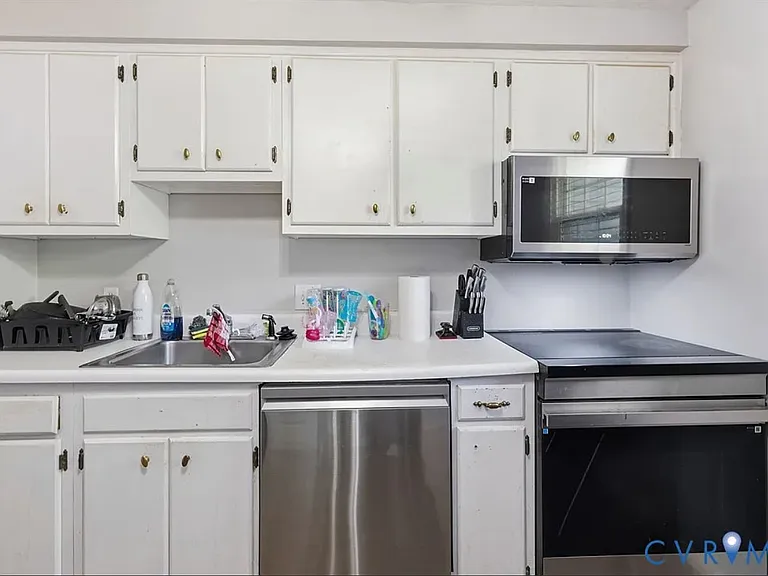 1512 Skirmish Run Ct — Photo 1