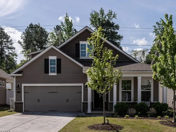 1242 Underbrush Dr, Durham, NC 27703