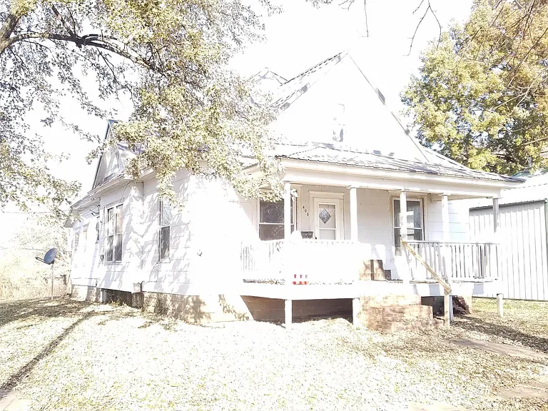 408 S Tebo St — Photo 2