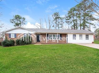 108 Woodmont Dr, Boiling Springs, SC 29316