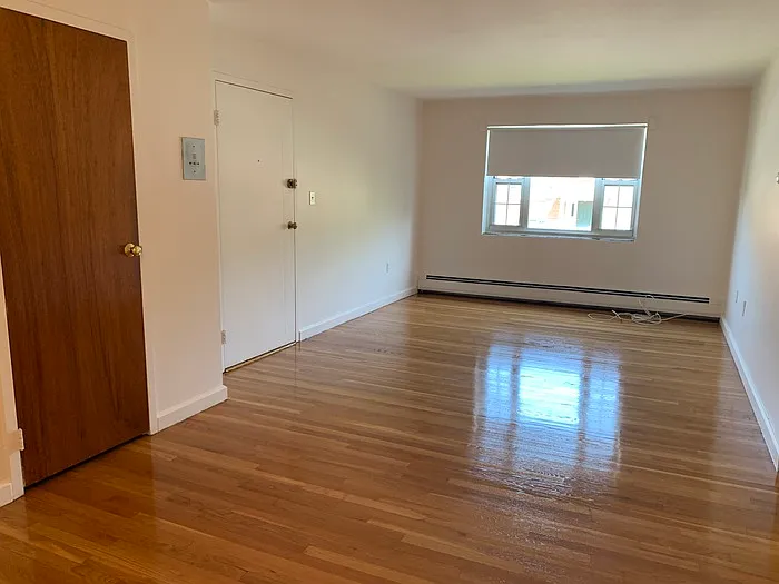 7 Harris Cir #6 — Photo 7