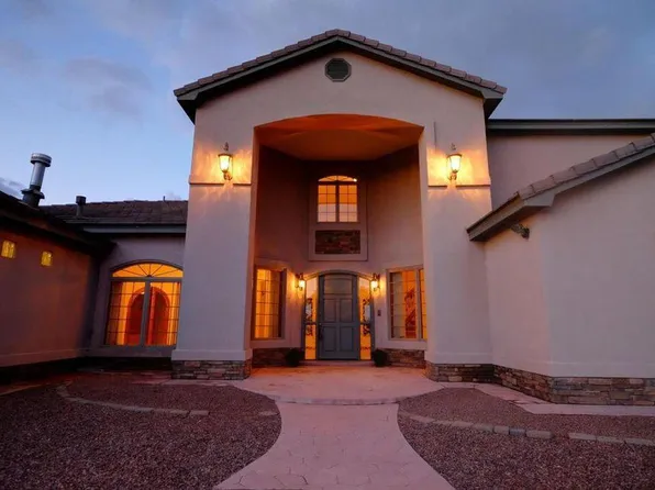 280 Angel Rd, Corrales, NM 87048