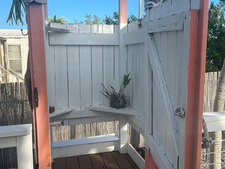 Tarpon Ter — Photo 19