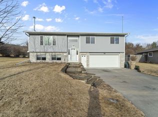 1002 Friar Ln, Madison, WI 53711