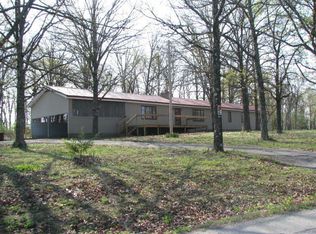 620 Cleveland Rd, Houston, MO 65483