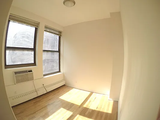Rented by Avenues Real Estate | media 3