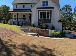 101 Beacon Ridge Dr, West End, NC 27376