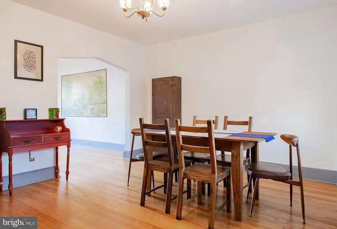 2 bed, 1.5 bath, 1740 sqft, $2,900 — Photo 4