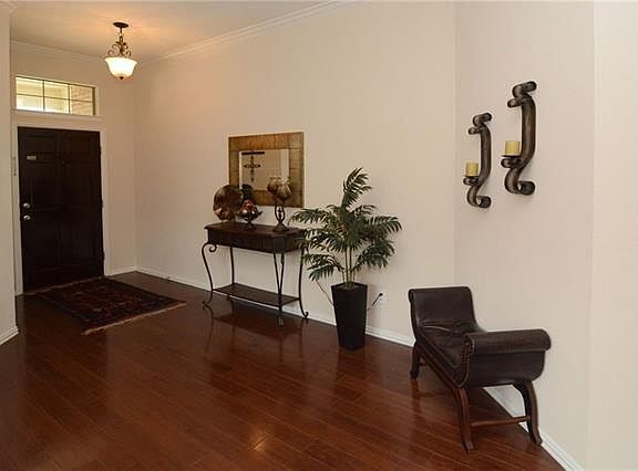 4th image of 6938 Belteau Ln