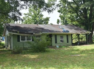 212 Macon St, Savannah, TN 38372