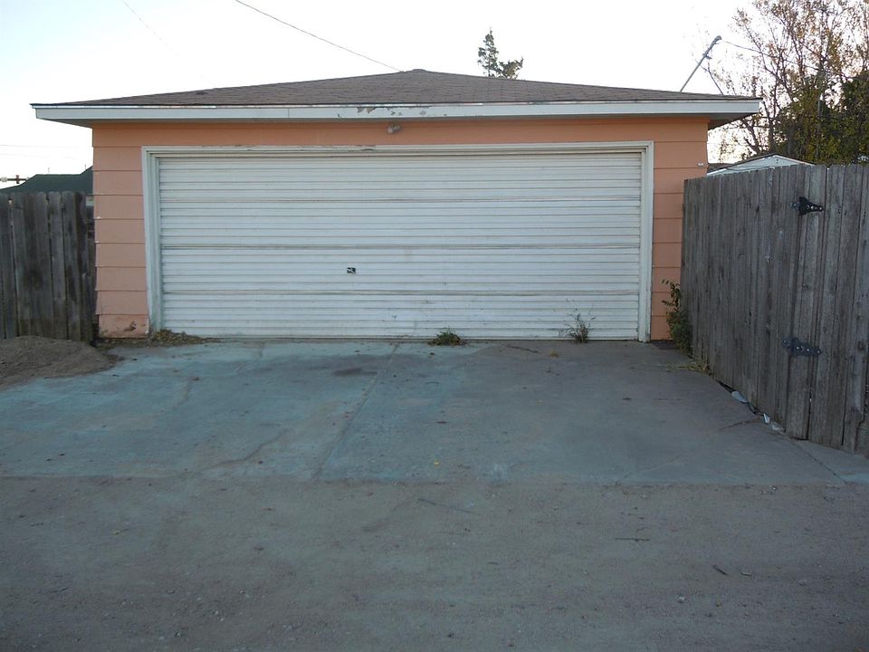 2nd image of 1213 Gibson St