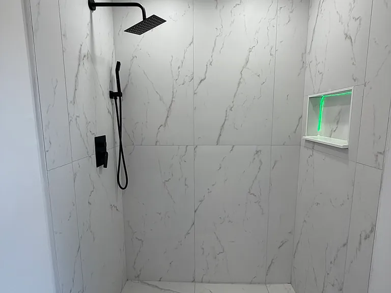 142 Main St #4 — Photo 2