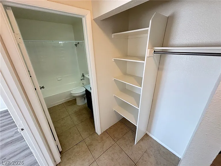 2883 Wheelwright Dr #D — Photo 15