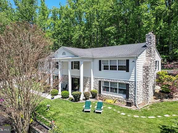 3rd image of 13411 Blythenia Rd