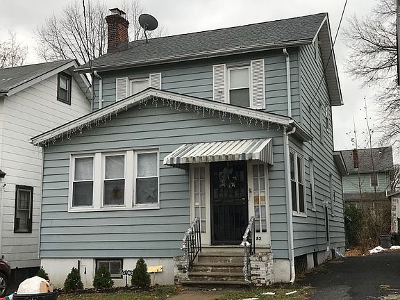 3rd image of 82 Underwood St