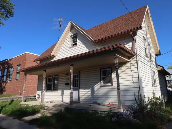 211 East Milwaukee STREET, Jefferson, WI 53549