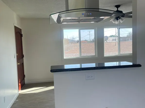 8827 Orchard Ave, Los Angeles, CA 90044
