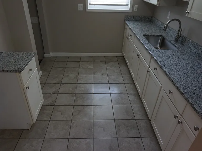29134 Glenwood St — Photo 14