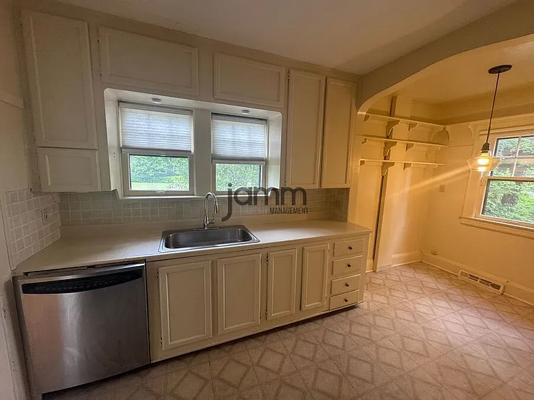 16811 Kenyon Rd — Photo 7