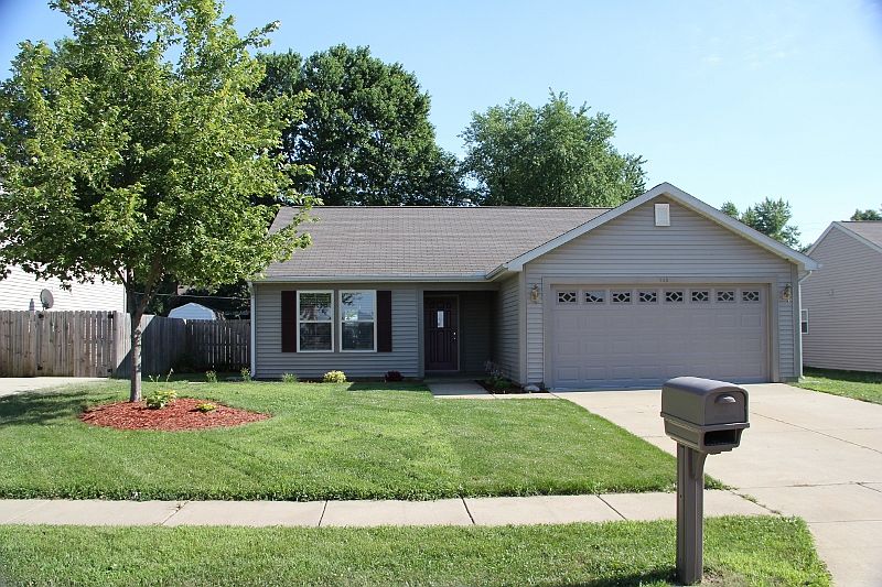 1st image of 633 Royce Dr