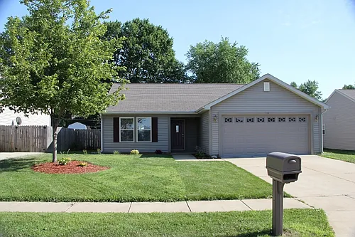633 Royce Dr Photo 1