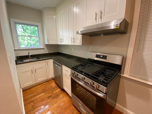 42 Waugh St #1