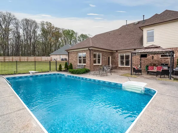 5541 Wood Ridge Cv, Arlington, TN 38002