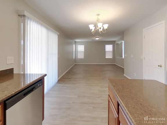 5th image of 21087 N Leona Blvd