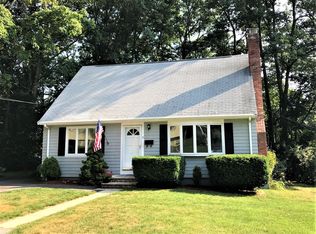 2 Chestnut Rd, Burlington, MA 01803