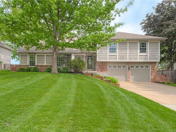12508 W 69th St, Shawnee, KS 66216