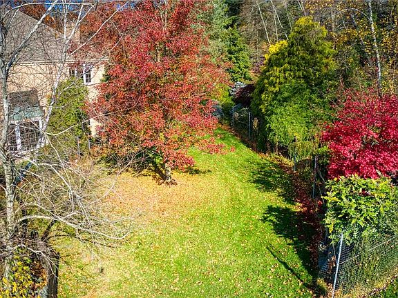 3rd image of 10010 Parkland Dr