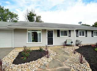 118 Queenswood Dr, Cranberry Township, PA 16066