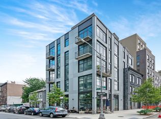 347 Berry St #2C, Brooklyn, NY 11249