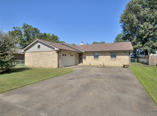 2202 Nebraska St, Muskogee, OK 74403