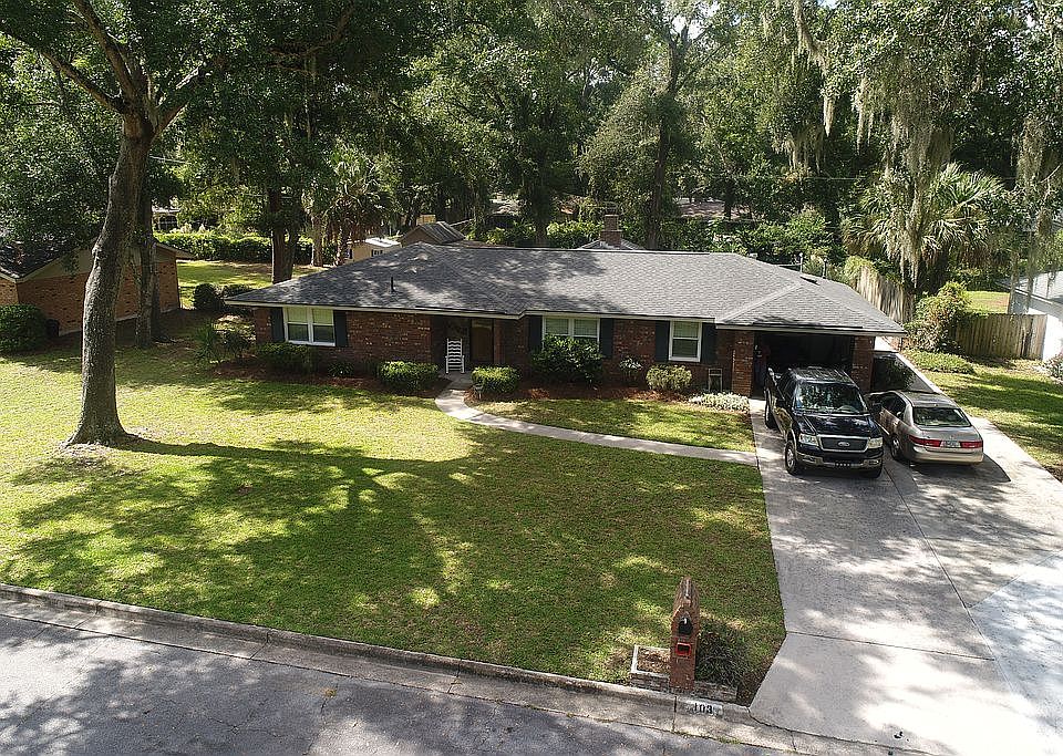 1st image of 103 Wales Ct