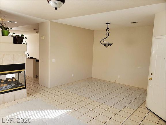 3rd image of 6005 Gentleslope St
